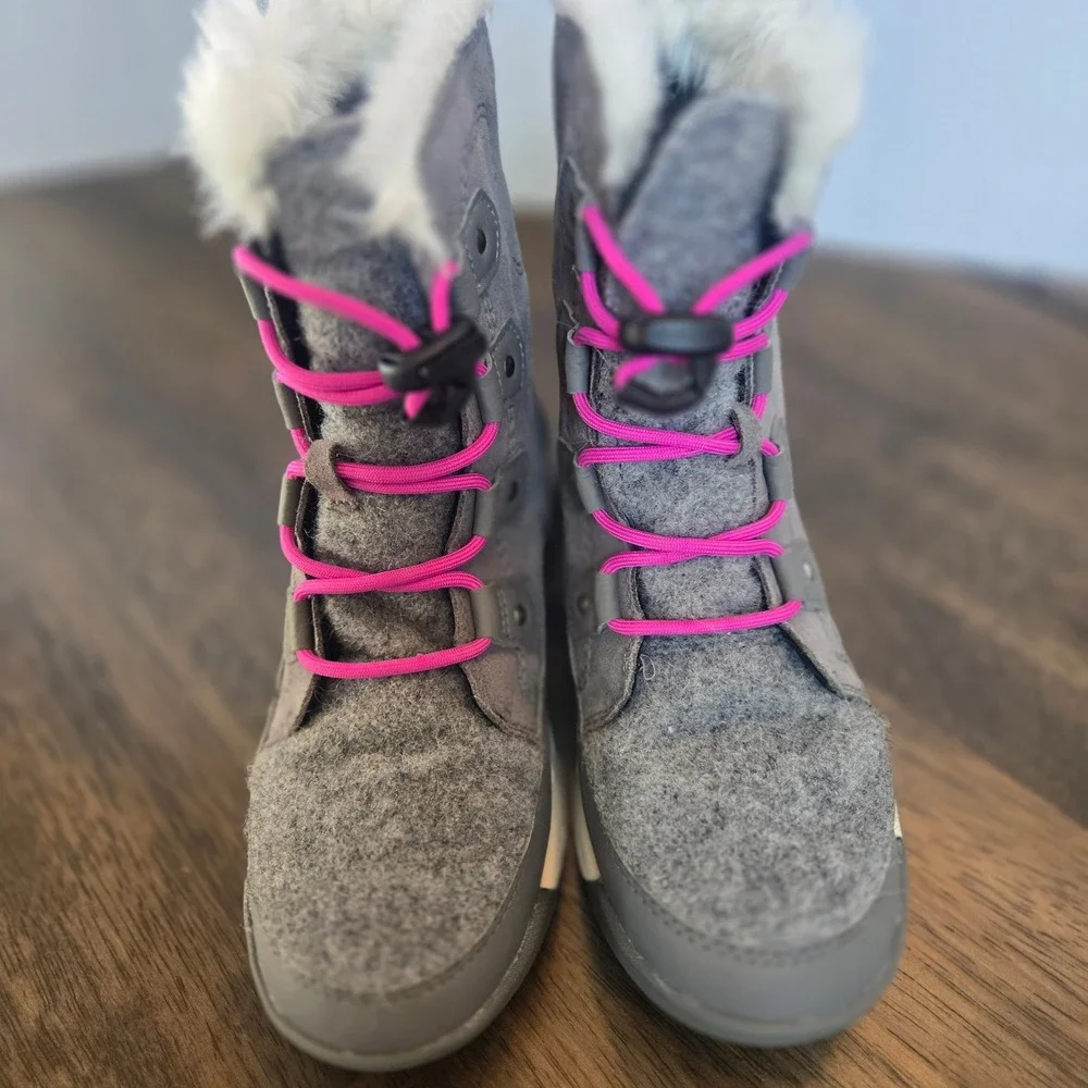 Sorel Whitney Kids Grey Suede‎ Felt Waterproof Winter Boots Pink Bungee Faux Fur